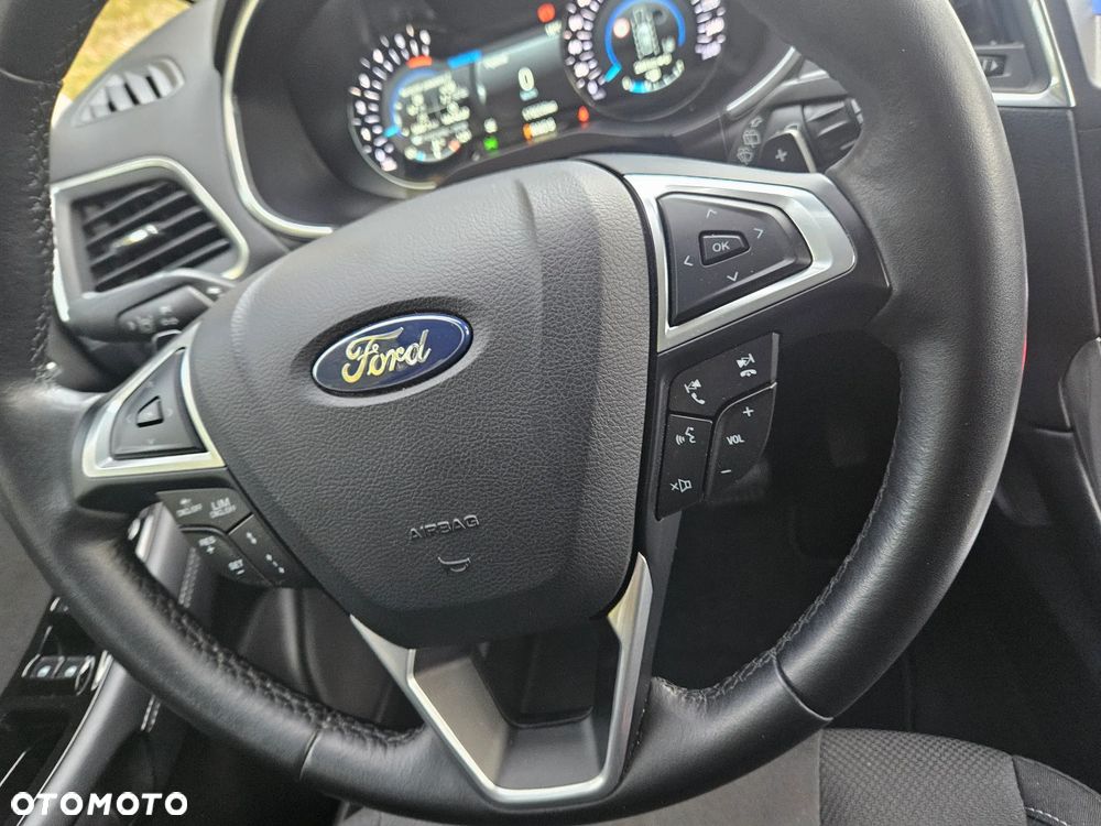 Ford S-Max - 25
