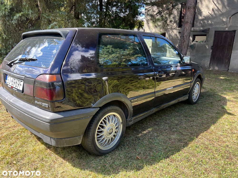 Volkswagen Golf 1.9 GTD TD - 5