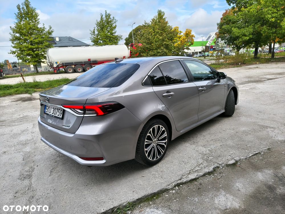 Toyota Corolla 1.8 Hybrid Comfort - 10