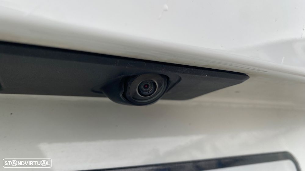 Volvo XC 90 2.0 T8 PHEV Momentum Plus AWD - 9