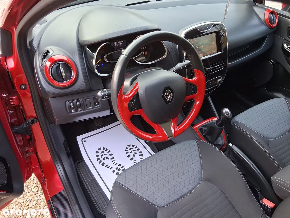 Renault Clio TCe 90 Limited - 16