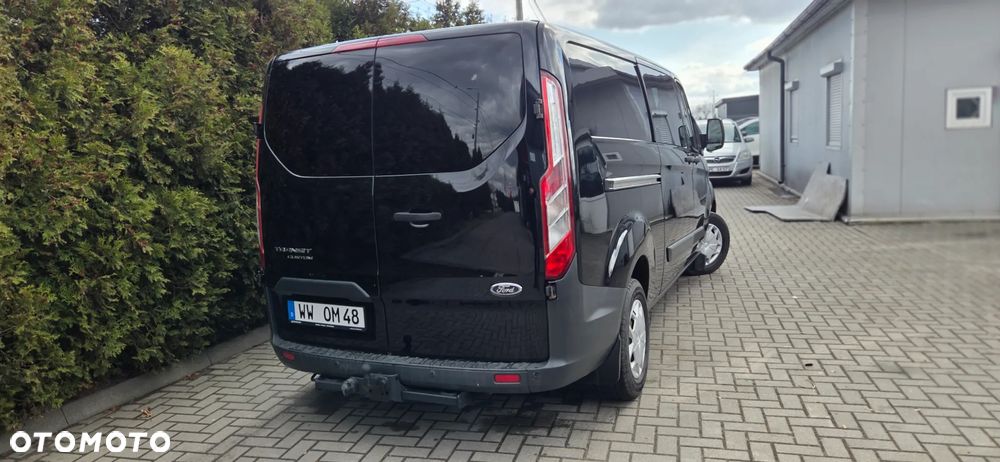 Ford TRANSIT CUSTOM - 12
