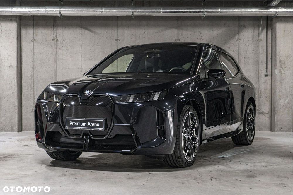 BMW iX - 3