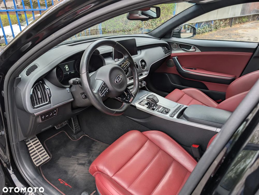 Kia Stinger 3.3 T-GDI V6 GT AWD - 12