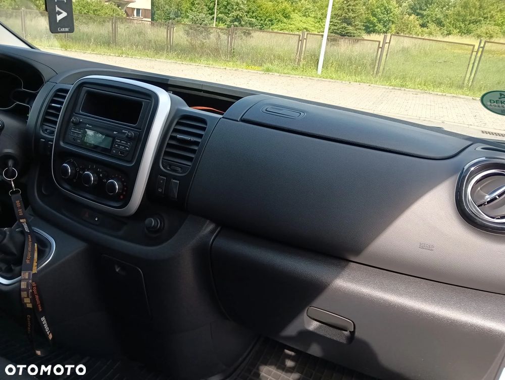 Renault TRAFIC - 11