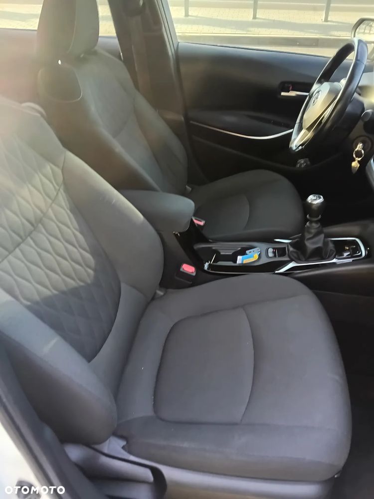 Toyota Corolla 1.6 Prestige - 10