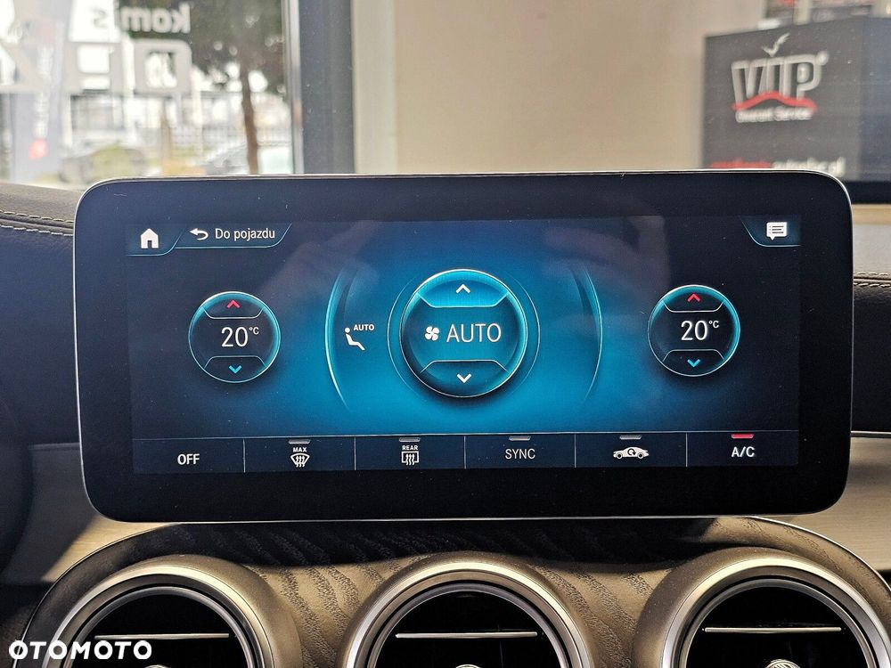 Mercedes-Benz GLC - 36