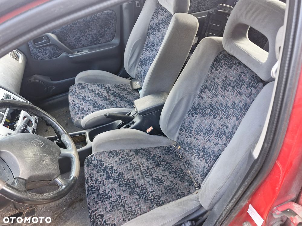 Fotel fotele przód NISSAN PRIMERA P11 - 1