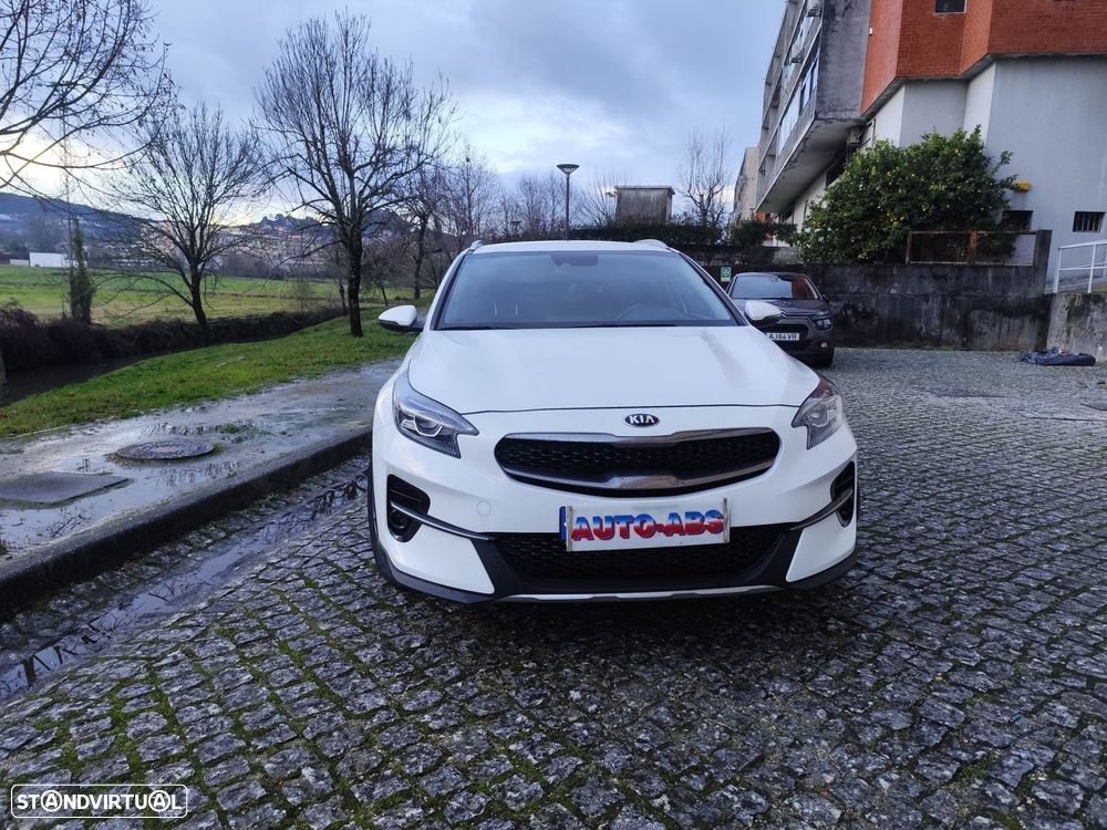 Kia XCeed 1.6 CRDi MHEV Drive - 13