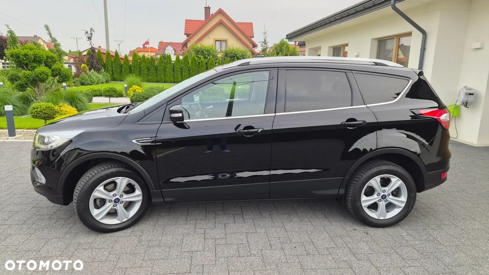 Ford Kuga 1.5 EcoBoost 2x4 Titanium - 2