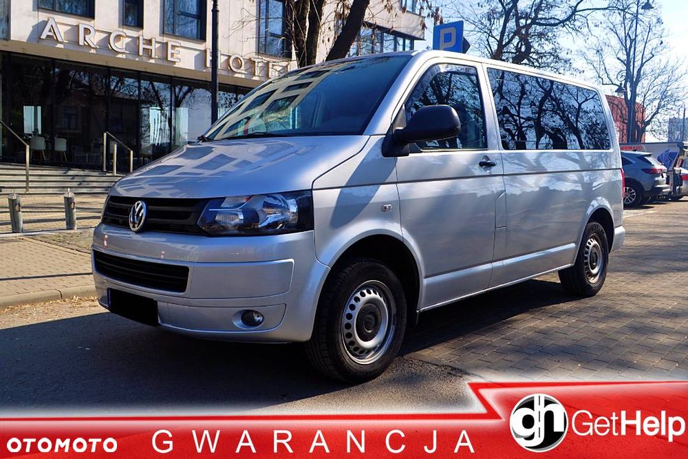 Volkswagen Caravelle - 1