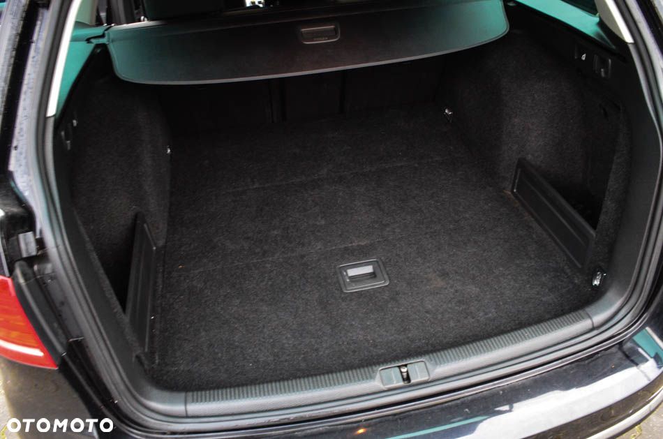 Volkswagen Passat - 27