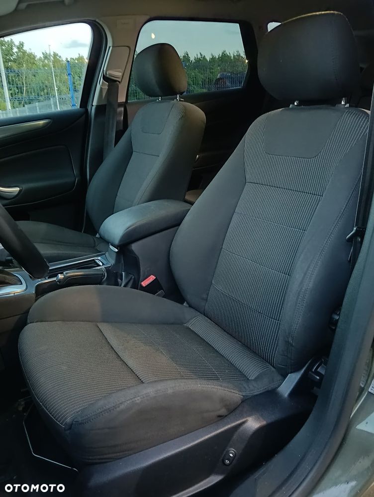 Ford Mondeo 2.0 EcoBoost Titanium - 11