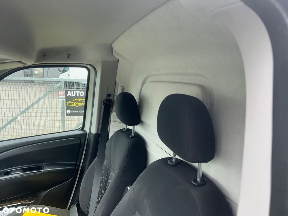 Opel Combo - 13