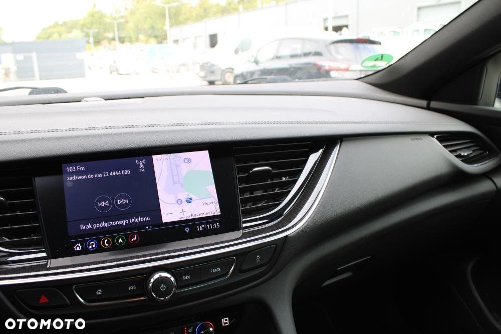 Opel Insignia - 27