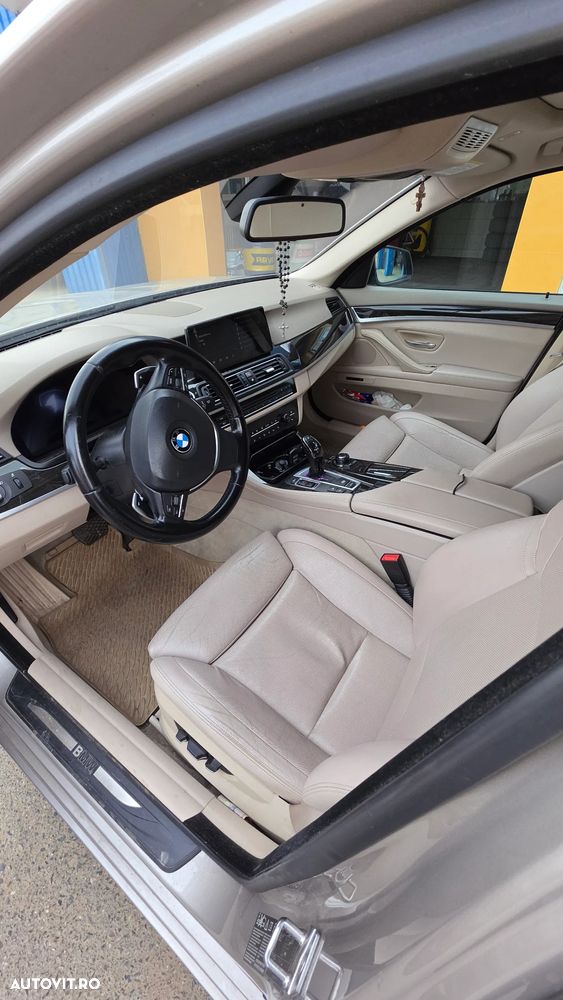 BMW Seria 5 530d xDrive - 3