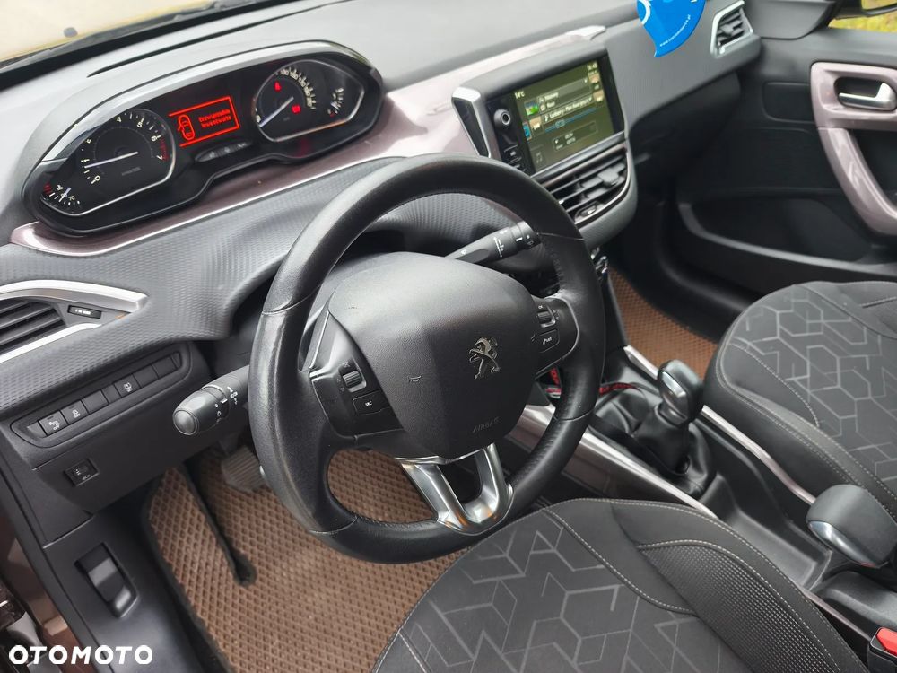 Peugeot 2008 PureTech 82 Style - 10
