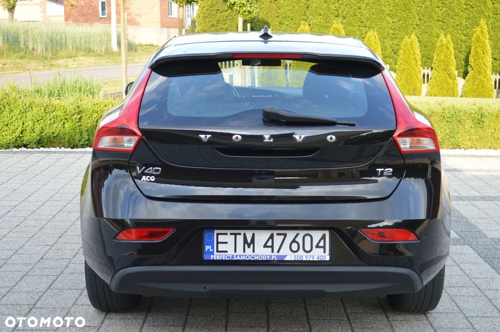 Volvo V40 - 10