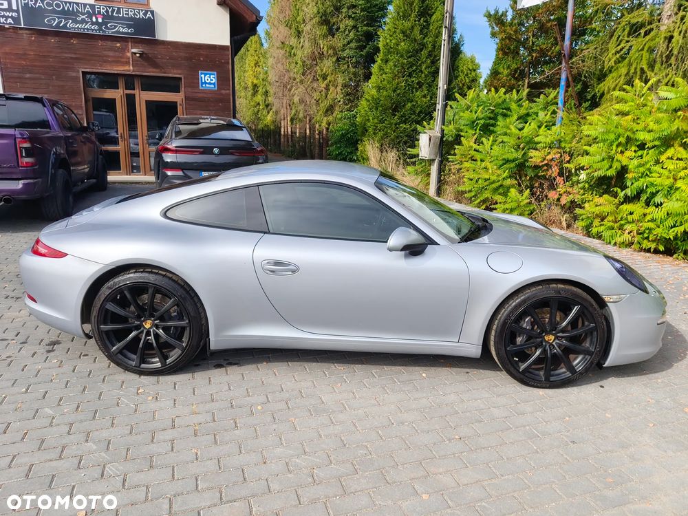 Porsche 911 Carrera 4 PDK - 17