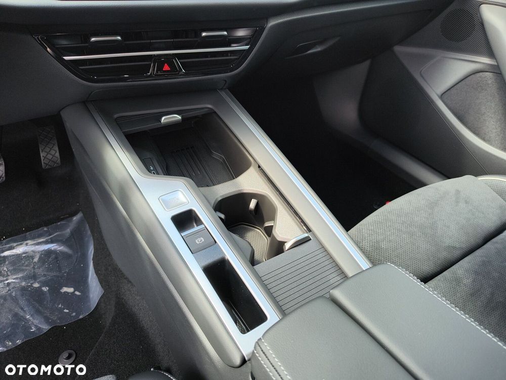 Volkswagen Passat Variant 2.0 TSI Business Plus DSG - 16