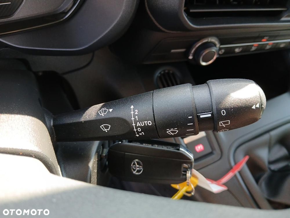 Toyota Proace City Verso 1.5 D-4D Business - 29