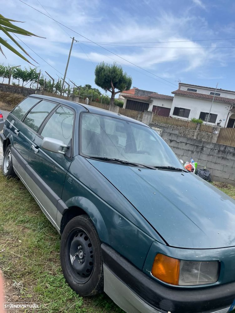 VW Passat 1.6 GL TD - 4