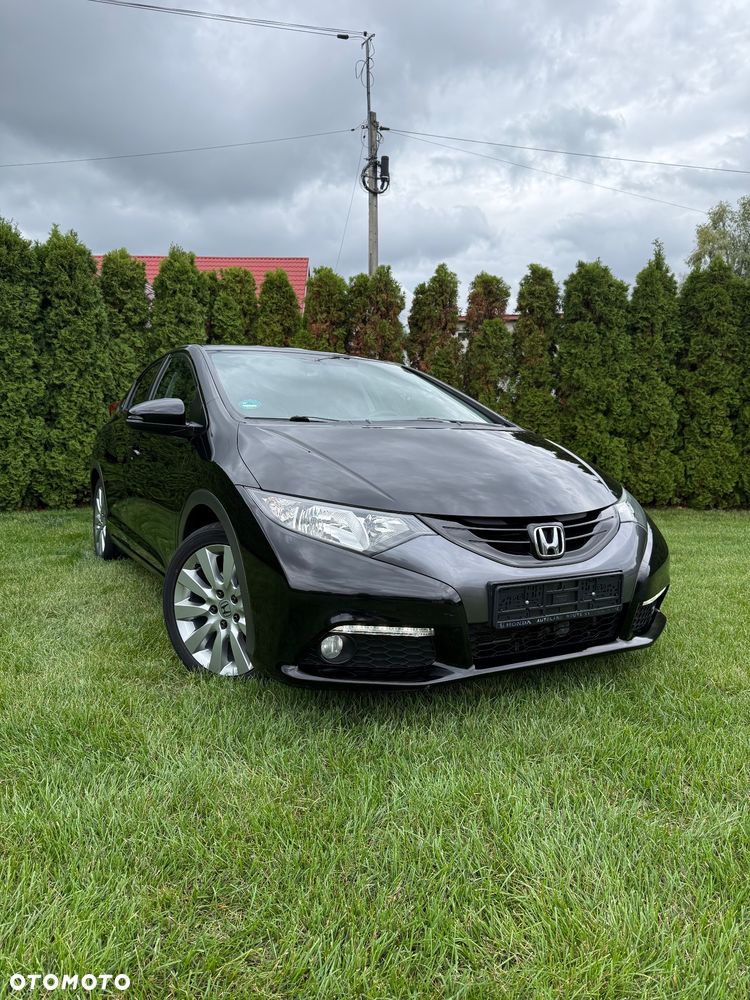 Honda Civic 1.8 i-VTEC Sport Black Edition - 8