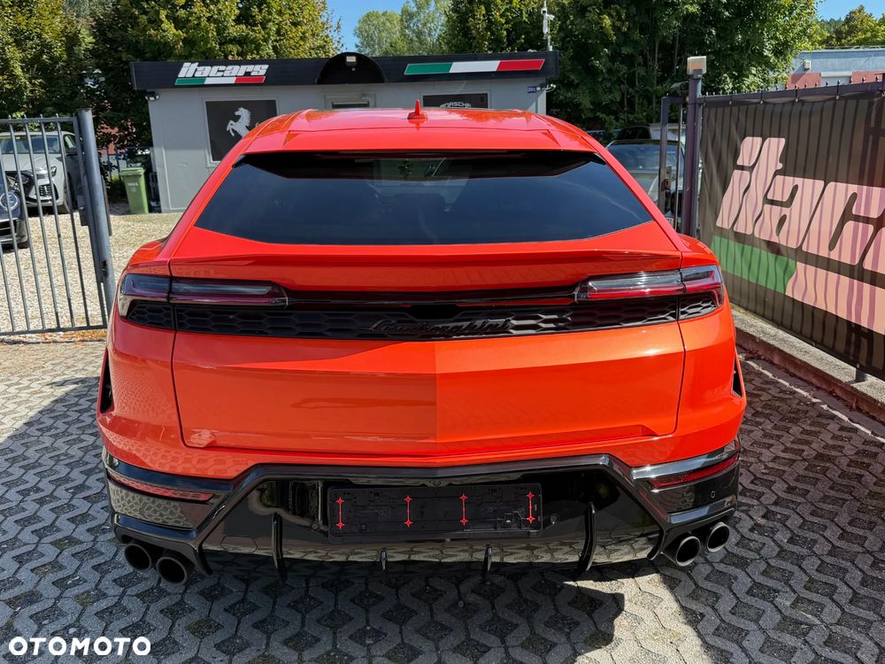 Lamborghini Urus - 7
