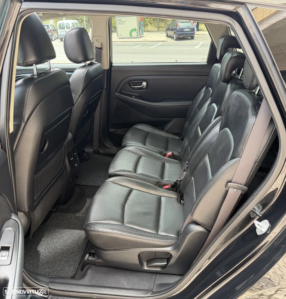 Kia Carens 1.7 CRDi ISG TX Aut. - 26