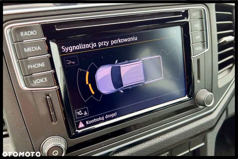 Volkswagen Amarok - 24