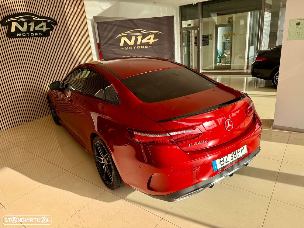 Mercedes-Benz E 220 d AMG Line - 23