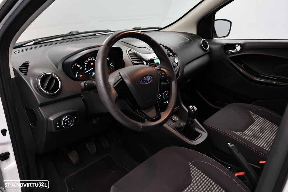 Ford KA+ 1.19 Ti-VCT White & Black Edition - 39