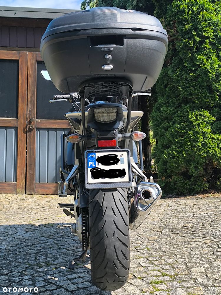 Honda VFR - 18