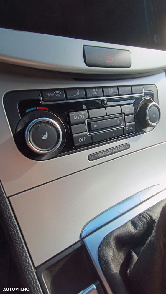 Volkswagen Passat 1.6 TDI BlueMotion - 5