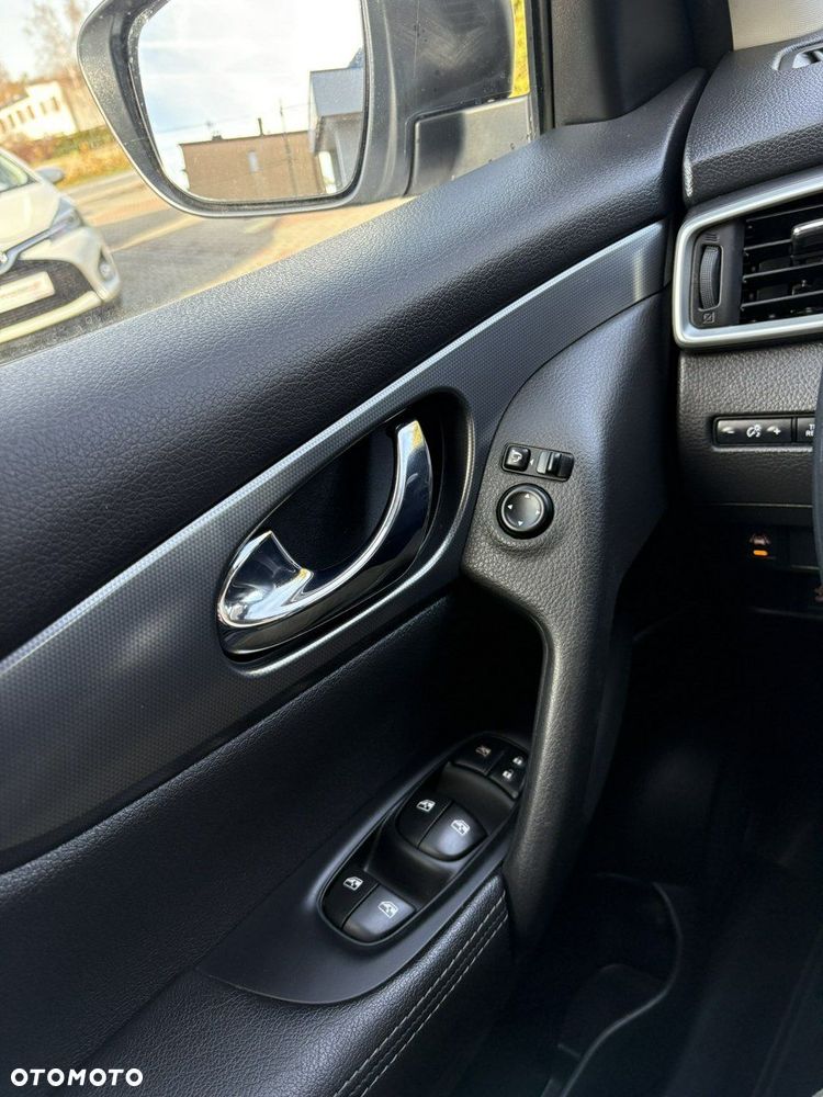 Nissan Qashqai - 22
