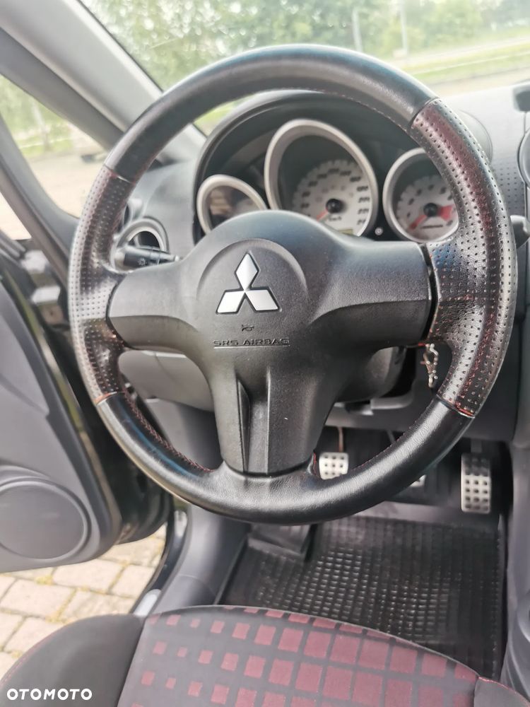 Mitsubishi Colt - 21