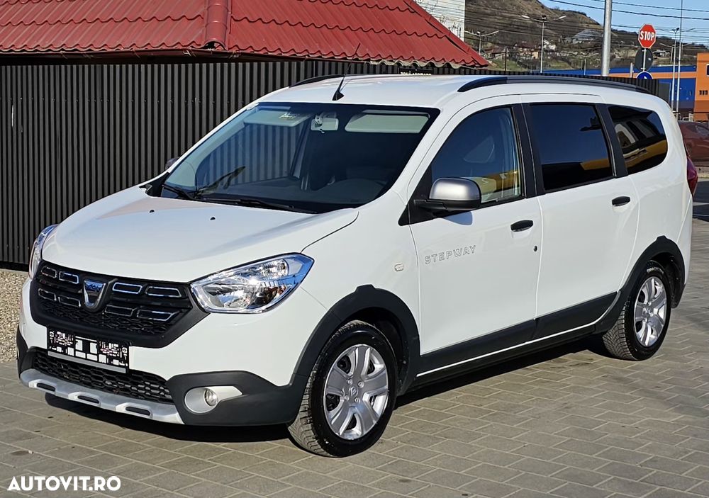 Dacia Lodgy TCe 130 GPF Stepway Plus - 1