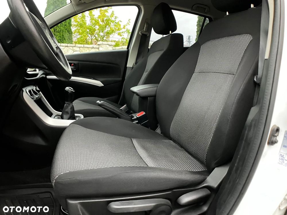 Suzuki SX4 S-Cross 1.6 Comfort - 21