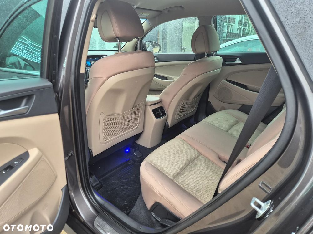 Hyundai Tucson - 8