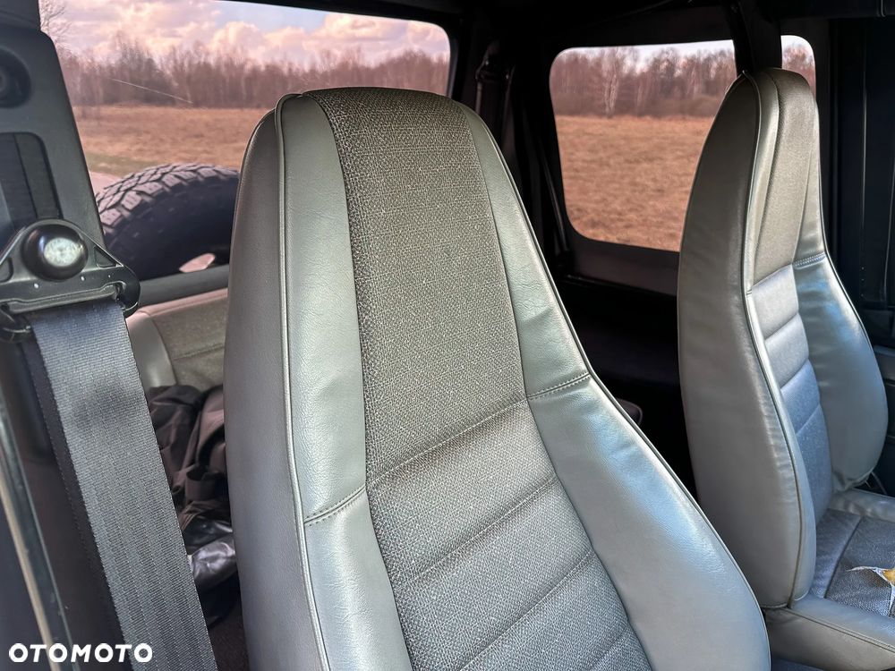 Jeep Wrangler 4.0 Sport - 28