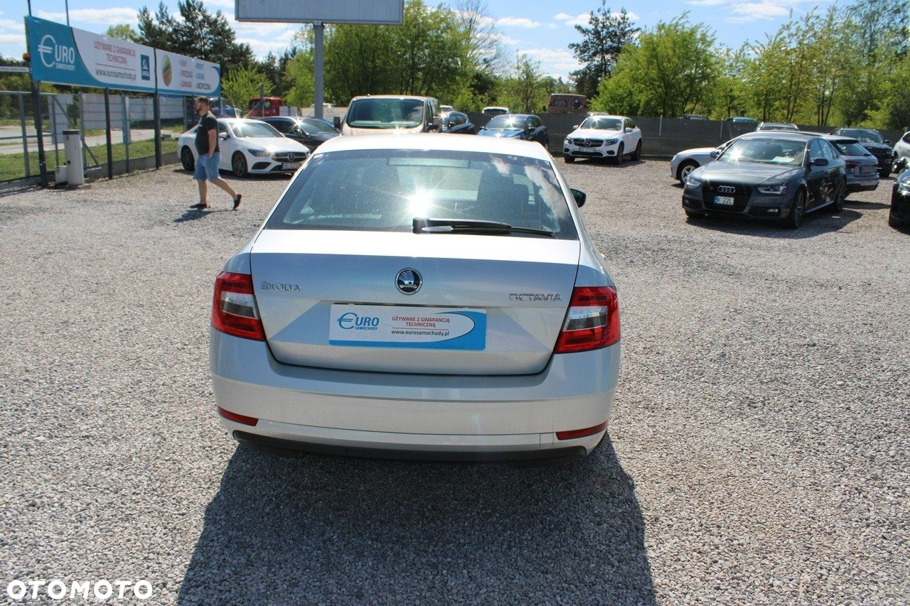 Skoda Octavia - 7