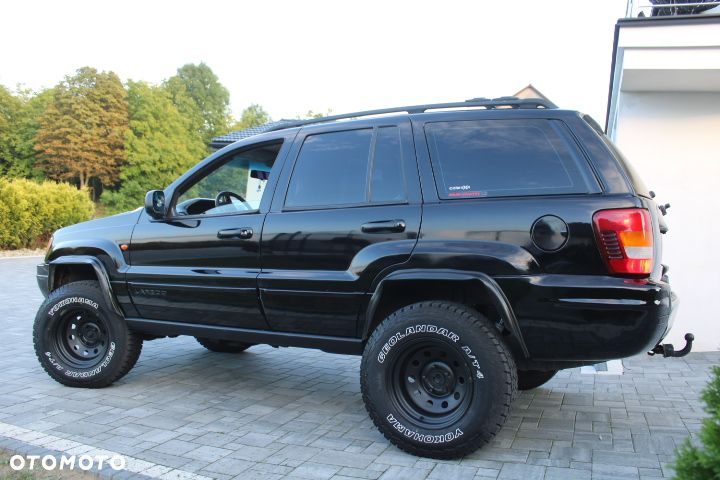 Jeep Grand Cherokee - 19