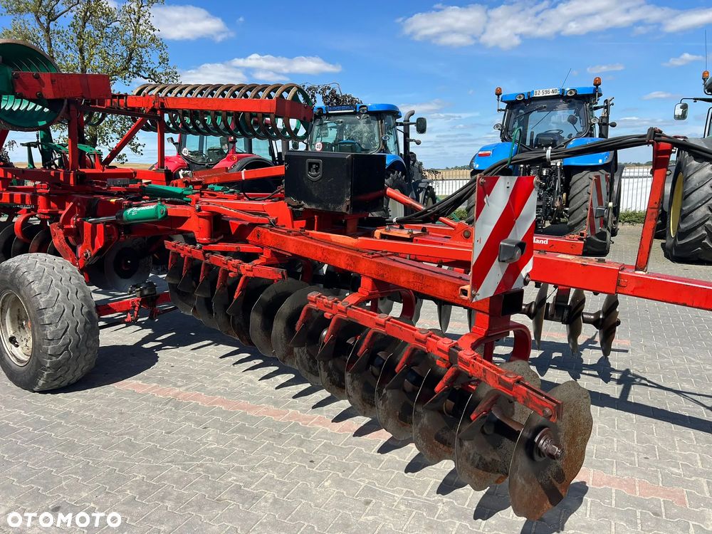 Kverneland DTA KUHN BRONA TALERZOWA 6 M - 23