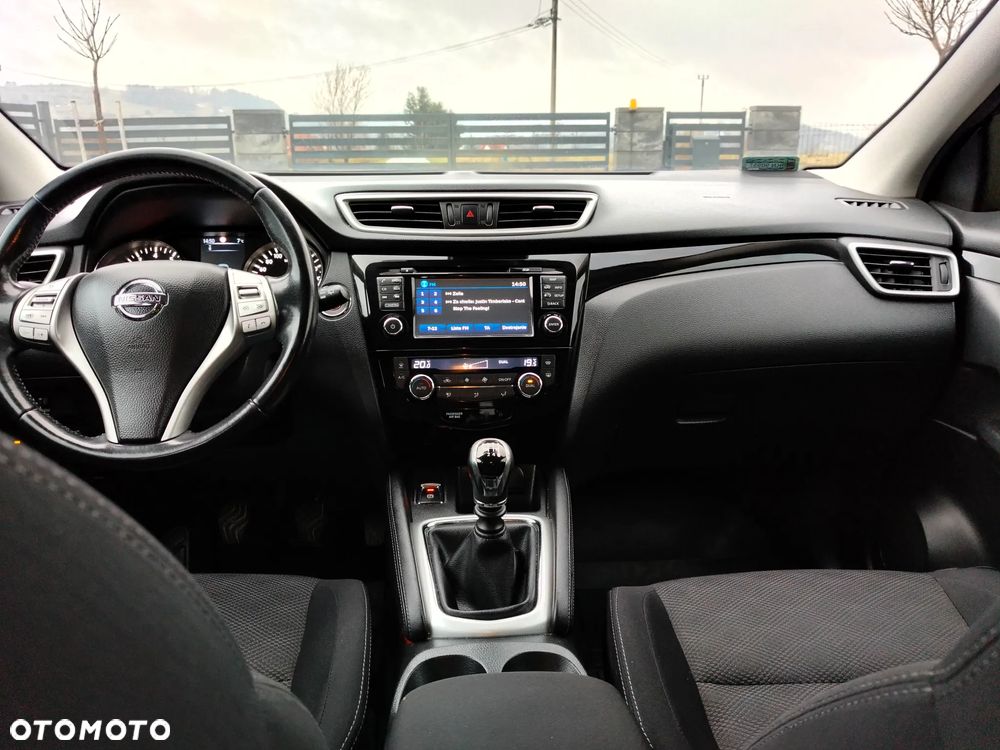 Nissan Qashqai 1.2 DIG-T N-Connecta - 22