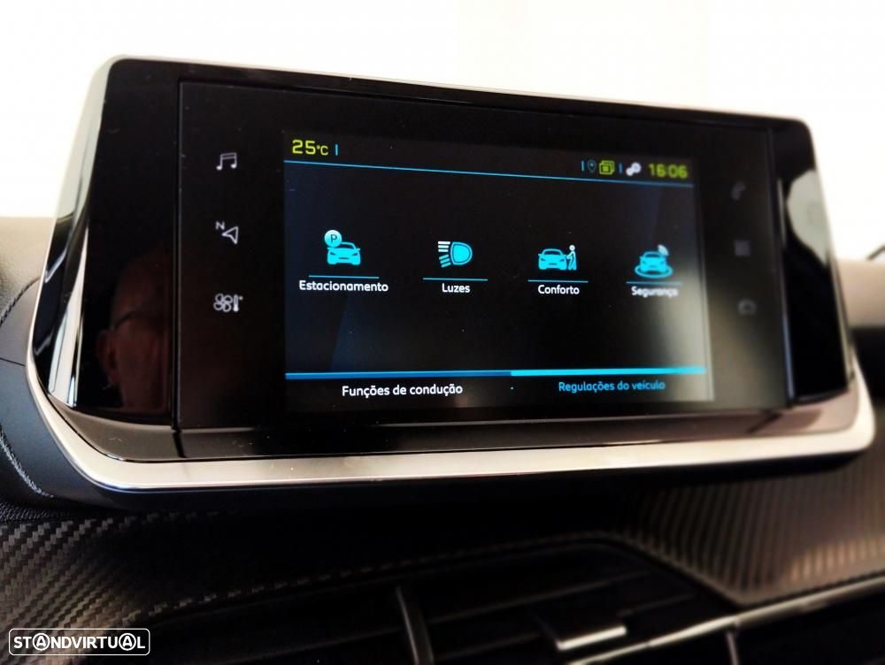 Peugeot e-208 50 kWh Active Pack - 39