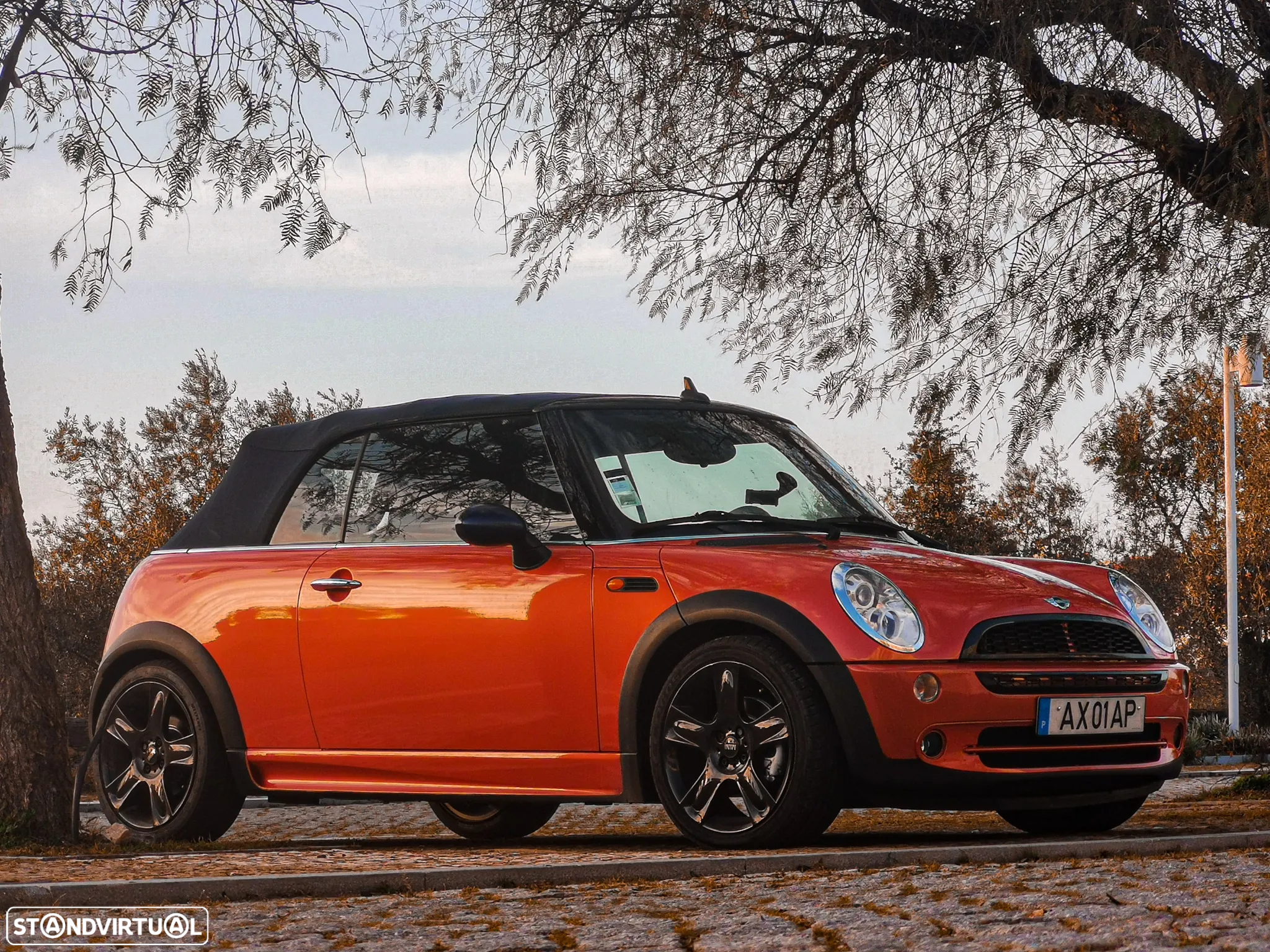 MINI Cabrio Cooper - 17