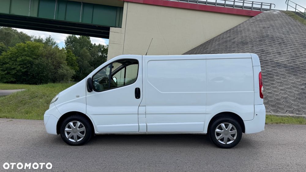 Nissan Primaster - 5