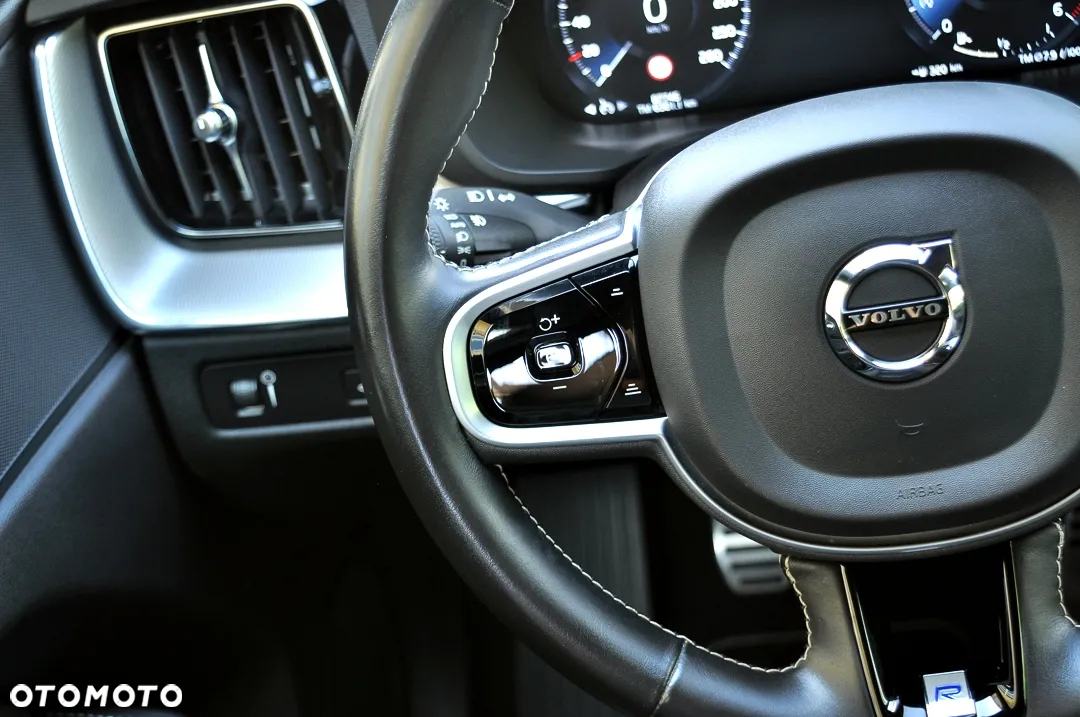 Volvo XC 60 D3 R-Design - 27