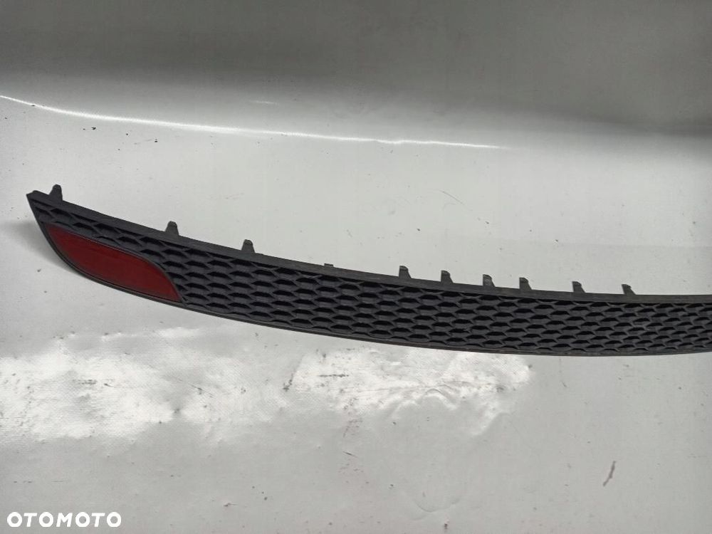 LISTWA ZDERZAKA TYŁ AUDI A1 8X0807833 - 2