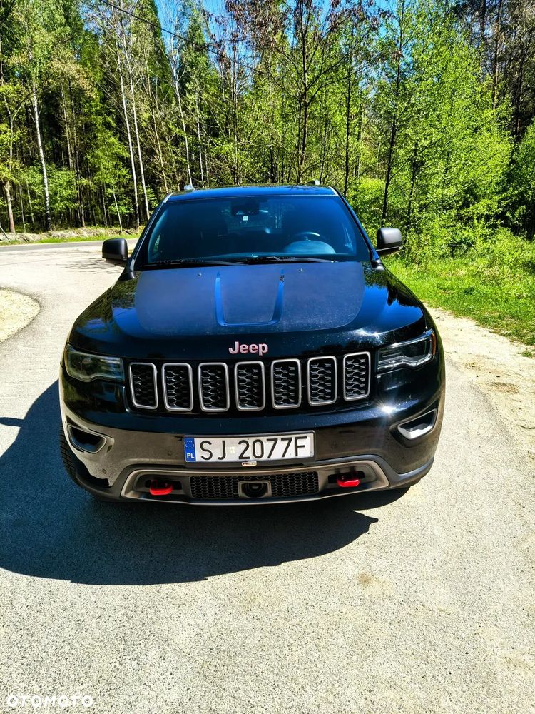 Jeep Grand Cherokee - 1